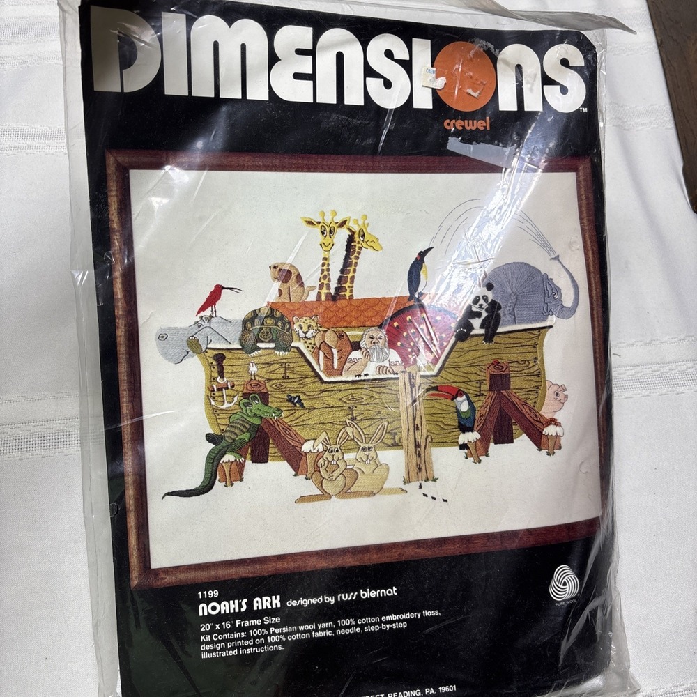 1980 Dimensions Crewel Embroidery Kit 1199 Noah's Ark By Russ Biernat 20x16 VTG